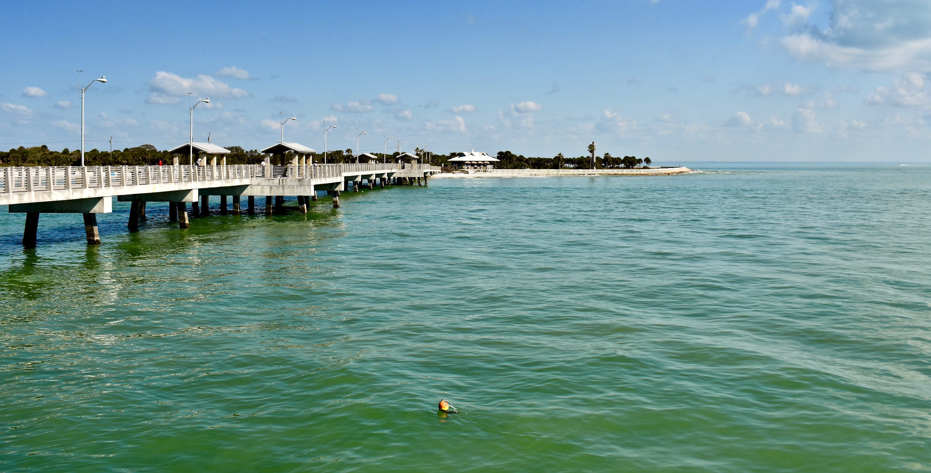 Family fishing at Fort De Soto Park